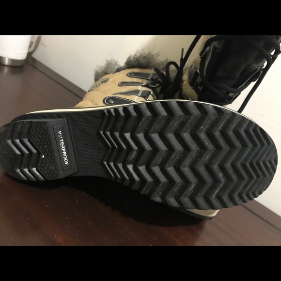 sorel waterproof women’s boots size 7 tan black - Picture 4 of 8
